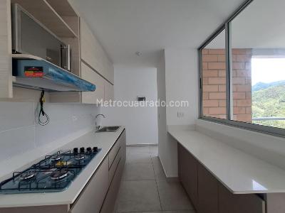Apartamento de 3 alcobas en venta en Las Lomitas, Sabaneta, 84 m² · foto 5 de 20