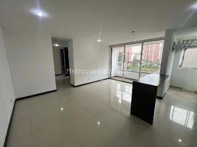 Apartamento en venta en Suramerica, Itagüí · foto 2 de 17