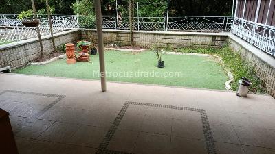 Casa en arriendo en Castropol, Medellín · foto 3 de 20