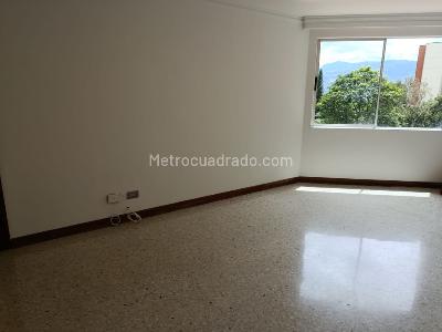 Apartamento de 4 alcobas en arriendo en Castropol, Medellín, 110 m² · foto 2 de 20