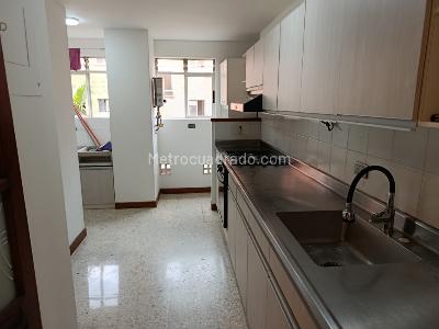 Apartamento de 4 alcobas en arriendo en Castropol, Medellín, 110 m² · foto 5 de 20