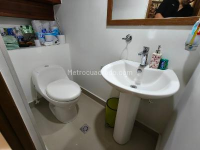 Apartamento de 3 alcobas en venta en Aves Maria, Sabaneta, 93 m² · foto 16 de 16