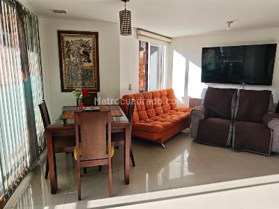 Apartamento de 3 alcobas en venta en Aves Maria, Sabaneta, 93 m² · foto 3 de 16