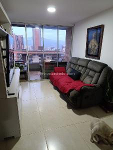 Apartamento de 4 alcobas en venta en San Jose, Sabaneta, 84 m² · foto 4 de 17