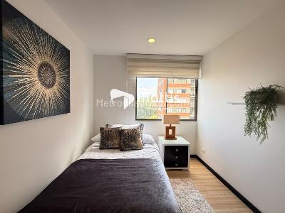 Apartamento de 3 alcobas en arriendo en El Poblado, Medellín, 90 m² · foto 11 de 13