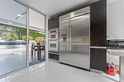 Casa de 3 alcobas en venta en El Poblado, Medellín, 340 m² · foto 13 de 20