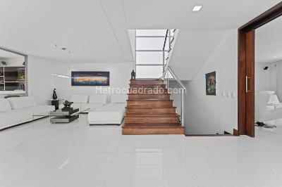 Casa de 3 alcobas en venta en El Poblado, Medellín, 340 m² · foto 7 de 20