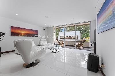 Casa de 3 alcobas en venta en El Poblado, Medellín, 340 m² · foto 9 de 20