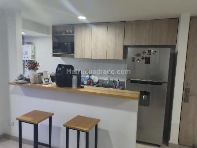 Apartamento en venta en Loma Del Barro, Envigado · foto 8 de 13