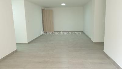 Apartamento de 4 alcobas en venta en El Poblado, Medellín, 137 m² · foto 16 de 20