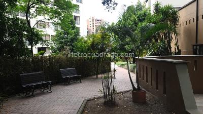 Apartamento de 4 alcobas en venta en El Poblado, Medellín, 137 m² · foto 18 de 20