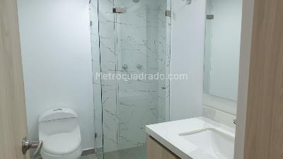 Apartamento de 4 alcobas en venta en El Poblado, Medellín, 137 m² · foto 3 de 20