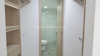 Apartamento de 4 alcobas en venta en El Poblado, Medellín, 137 m² · foto 6 de 20