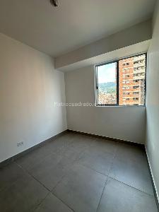 Apartamento en venta en Fatima, Itagüí · foto 5 de 9