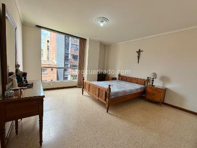 Apartamento en venta en Conquistadores, Medellín · foto 2 de 13