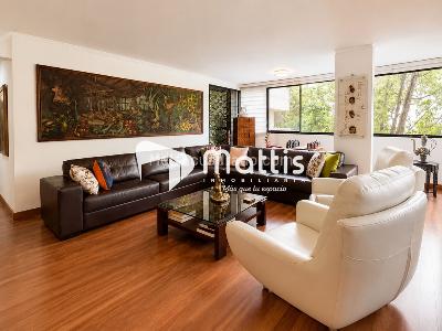 Apartamento en venta en El Poblado, Medellín · foto 2 de 12