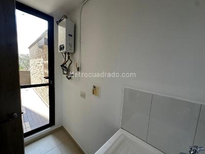 Apartamento de 2 alcobas en venta en Barro Blanco, Rionegro, 92 m² · foto 5 de 20