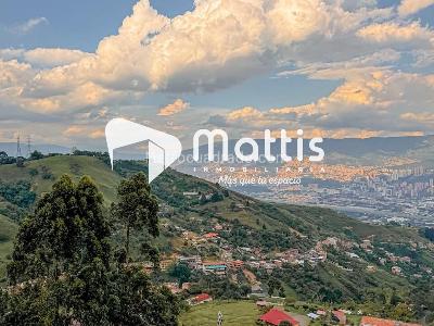 Casa de 3 alcobas en venta en El Jardin, Medellín, 620 m² · foto 11 de 16
