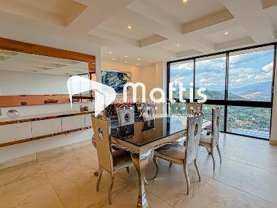 Casa de 3 alcobas en venta en El Jardin, Medellín, 620 m² · foto 2 de 16