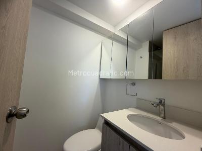 Apartamento de 2 alcobas en venta en San Antonio, Rionegro, 63 m² · foto 12 de 20