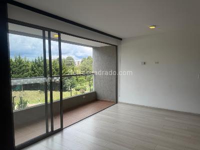 Apartamento de 2 alcobas en venta en San Antonio, Rionegro, 63 m² · foto 3 de 20