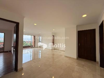 Apartamento de 3 alcobas en arriendo en El Poblado, Medellín, 162 m² · foto 3 de 20