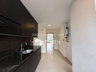 Apartamento de 3 alcobas en arriendo en El Poblado, Medellín, 162 m² · foto 9 de 20