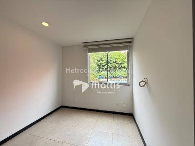 Apartamento de 3 alcobas en arriendo en El Poblado, Medellín, 77 m² · foto 12 de 20