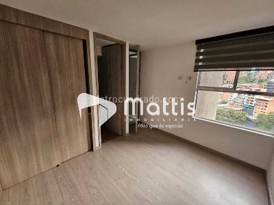 Apartamento de 3 alcobas en arriendo en Loma De Los Bernal, Medellín, 55 m² · foto 7 de 12