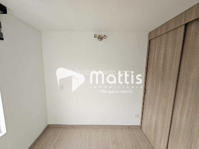 Apartamento de 3 alcobas en arriendo en Loma De Los Bernal, Medellín, 55 m² · foto 8 de 12