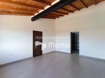 Casa de 4 alcobas en arriendo en San Rafael, Envigado, 500 m² · foto 11 de 20