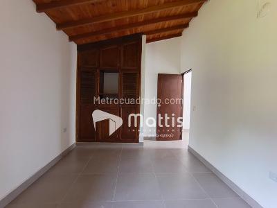 Casa de 4 alcobas en arriendo en San Rafael, Envigado, 500 m² · foto 13 de 20