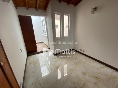 Apartamento en venta en Altos Del Poblado, Medellín · foto 11 de 20