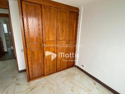 Apartamento en venta en Altos Del Poblado, Medellín · foto 14 de 20