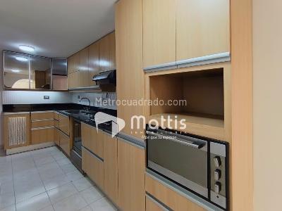 Casa de 4 alcobas en venta en Envigado, Envigado, 204 m² · foto 4 de 20