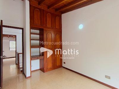 Casa de 4 alcobas en venta en Envigado, Envigado, 204 m² · foto 6 de 20