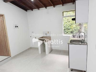 Apartaestudio en arriendo en Estadio, Medellín, 30 m² · foto 2 de 5