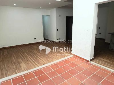 Apartamento de 5 alcobas en venta en Laureles, Medellín, 202 m² · foto 12 de 17