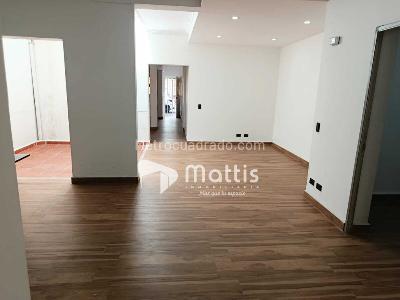 Apartamento de 5 alcobas en venta en Laureles, Medellín, 202 m² · foto 15 de 17