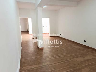 Apartamento de 5 alcobas en venta en Laureles, Medellín, 202 m² · foto 8 de 17