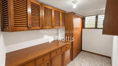 Apartamento de 3 alcobas en arriendo en Patio Bonito, Medellín, 135 m² · foto 13 de 20