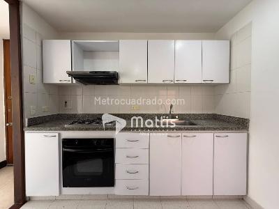 Apartamento en venta en El Poblado, Medellín · foto 11 de 20