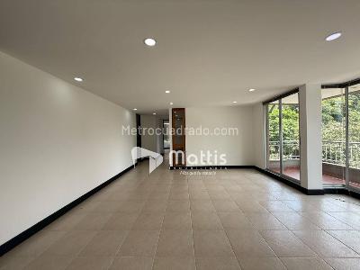 Apartamento en venta en El Poblado, Medellín · foto 3 de 20