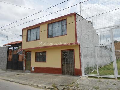 Casa en venta en Diamante Oriental, Mosquera · foto 4 de 17