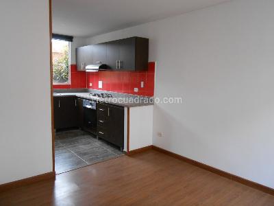 Casa de 3 alcobas en venta en Funza, Funza, 83 m² · foto 6 de 17