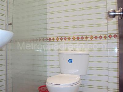 Casa de 5 alcobas en venta en O, Funza, 360 m² · foto 5 de 6