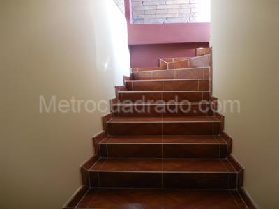 Casa de 5 alcobas en venta en Og, Funza, 385 m² · foto 13 de 16