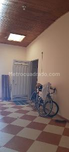 Casa de 5 alcobas en venta en L, Funza, 259 m² · foto 8 de 13