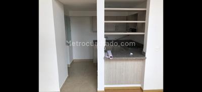 Apartamento de 3 alcobas en venta en L, Funza, 97 m² · foto 2 de 18