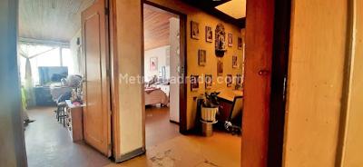 Casa de 3 alcobas en venta en L, Funza, 300 m² · foto 16 de 18